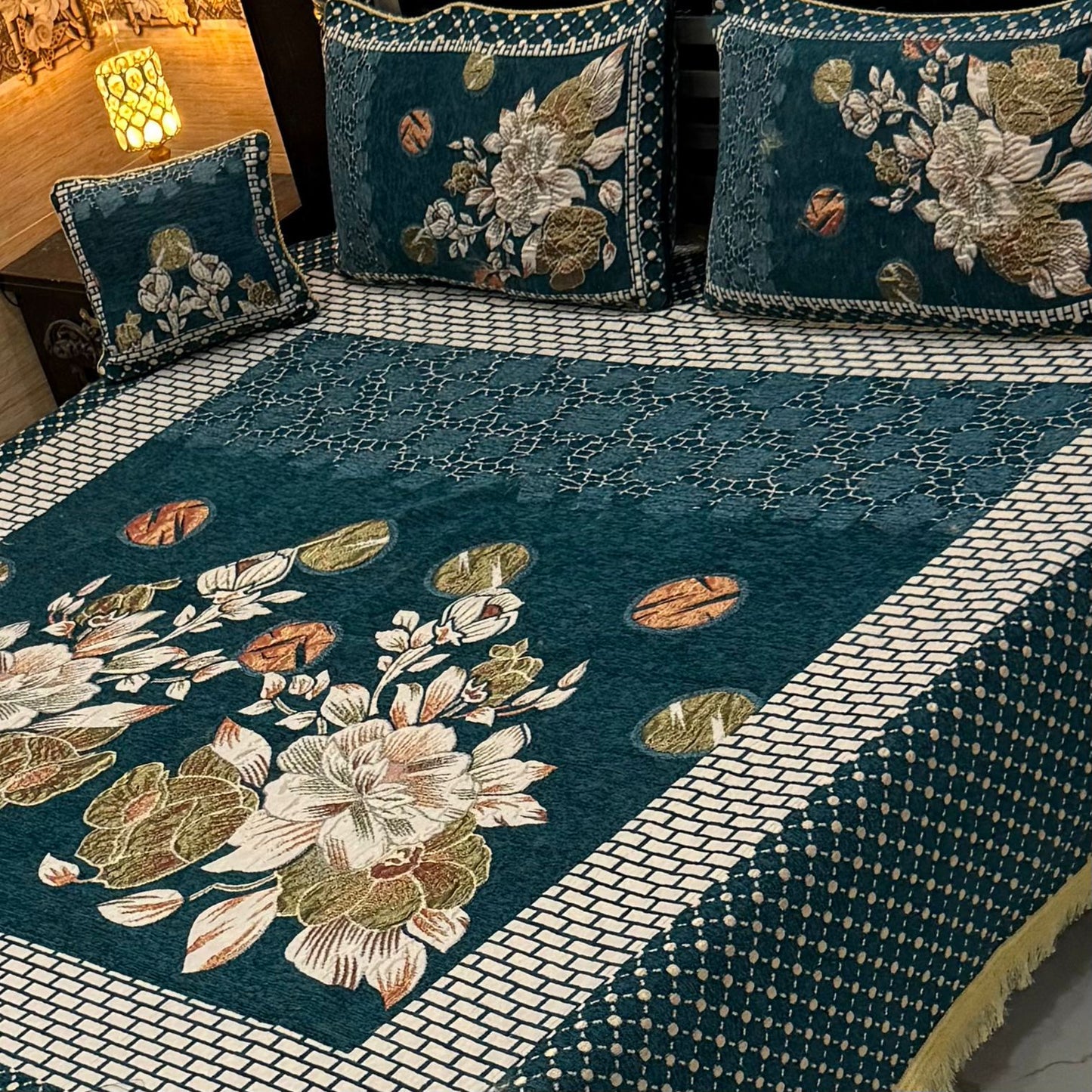 4Pc Velvet Jaquard Bedsheet