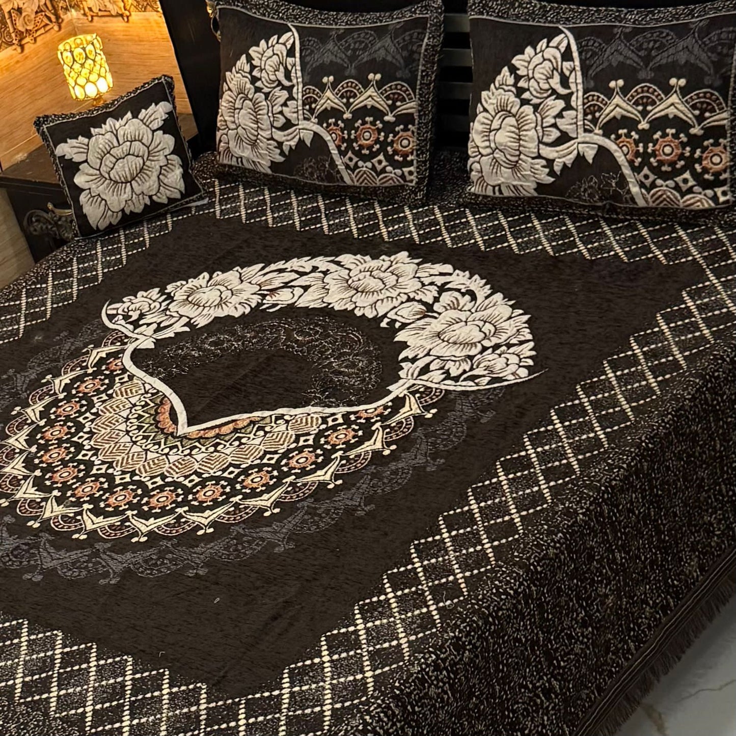 4Pc Velvet Jaquard Bedsheet