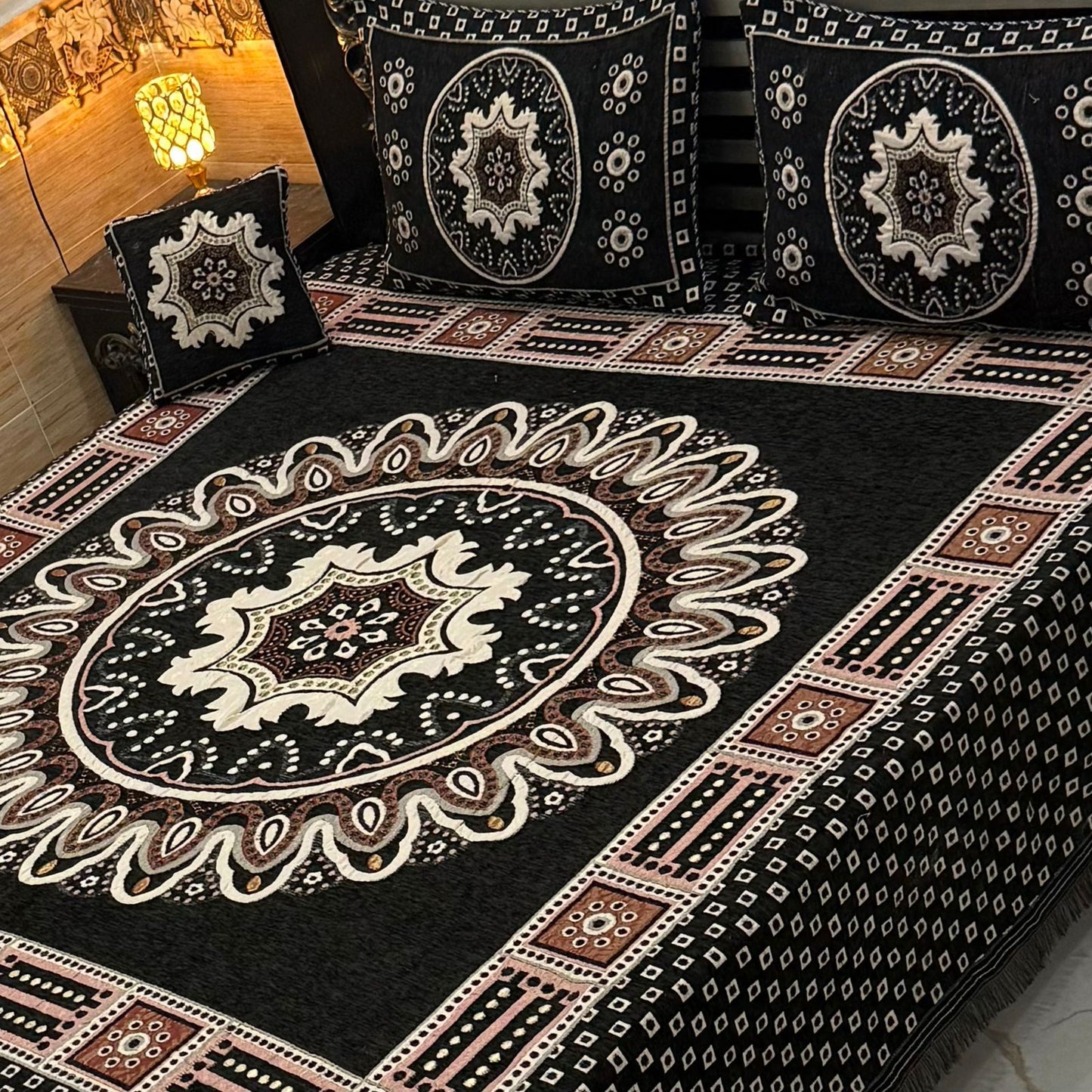 4Pc Velvet Jaquard Bedsheet